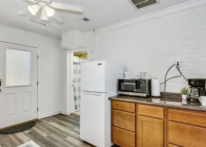 Near Downtown House&apt - Woodland Escape * Pensacola